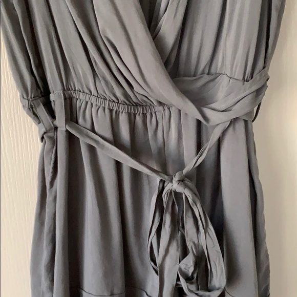 Gray romper - Picture 3 of 5